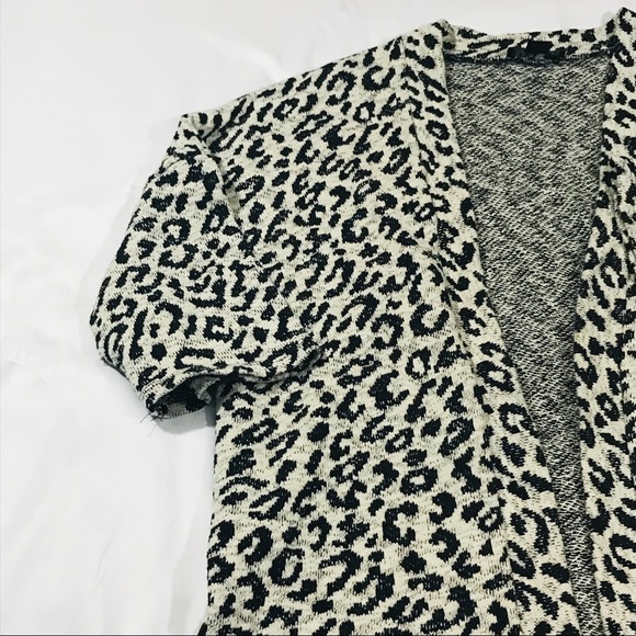 Women’s Attention Cardigan - Picture 2 of 7